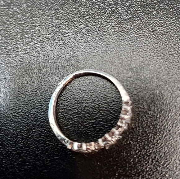 Handcrafted sterling silver sunflower ring size 5 - Picture 2 of 4